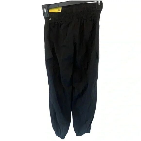 All In Motion Woven Cargo Pants Girl’s Size Small 14 Black - Picture 4 of 4